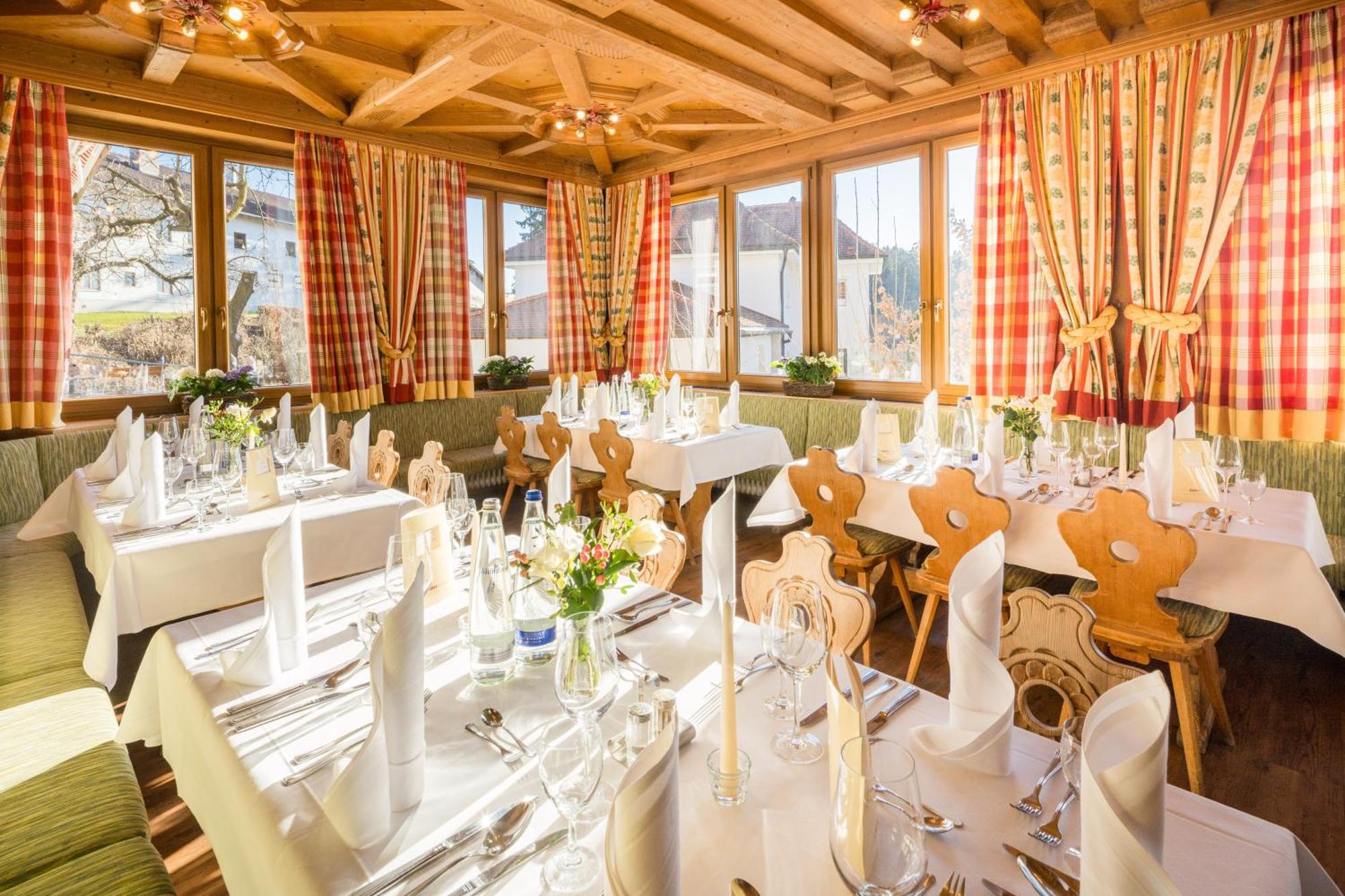 Hotel-Gasthof Huber Ebersberg Bagian luar foto